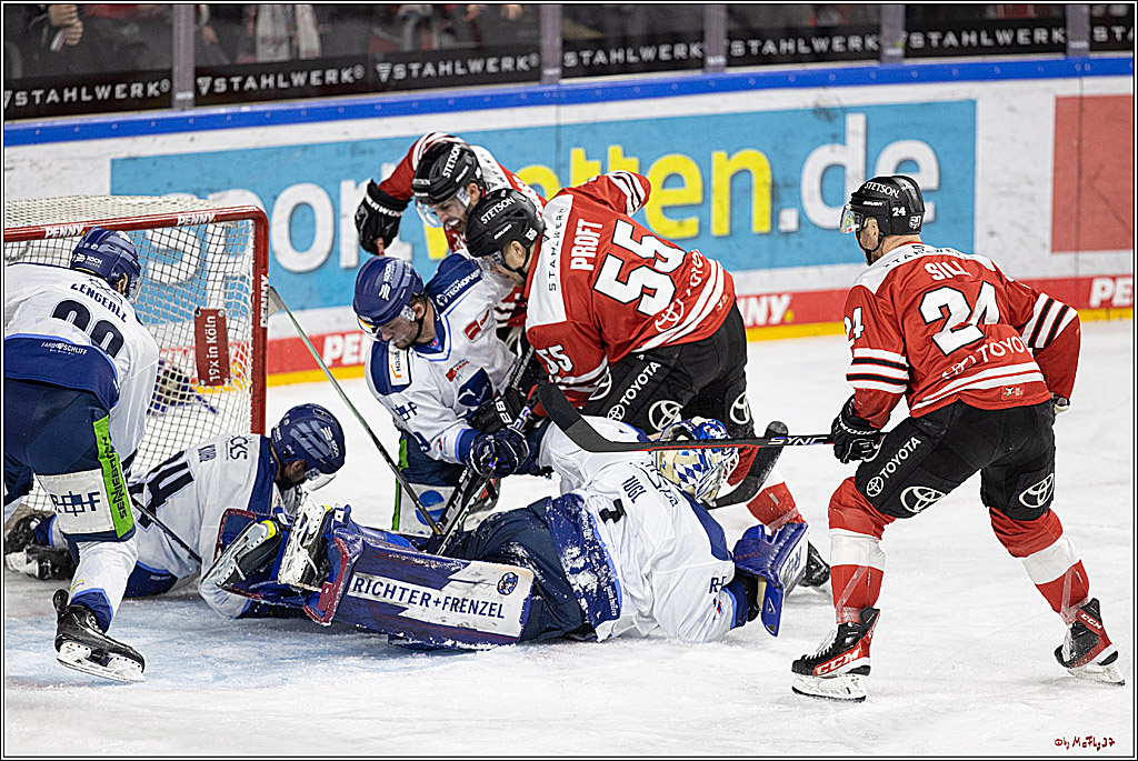PENNY DEL;  Koelner Haie - Straubing Tigers; Koeln, 28.12.2022